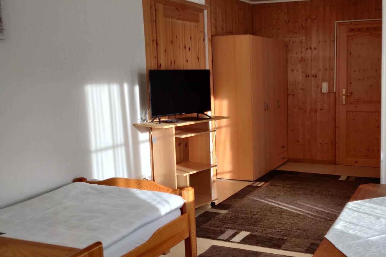 Pension Burger B&B Weibersbrunn Eksteriør billede