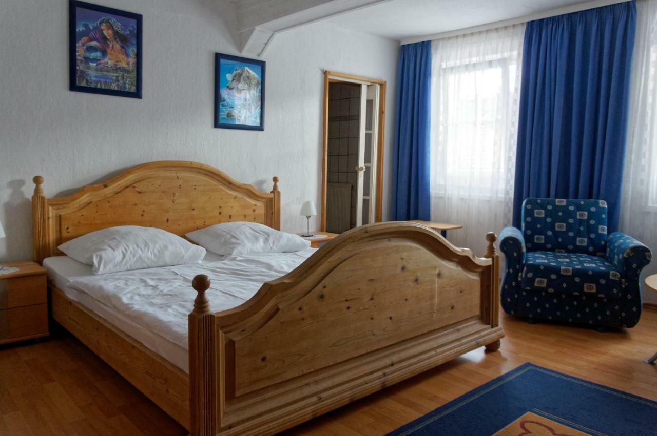 Pension Burger B&B Weibersbrunn Eksteriør billede