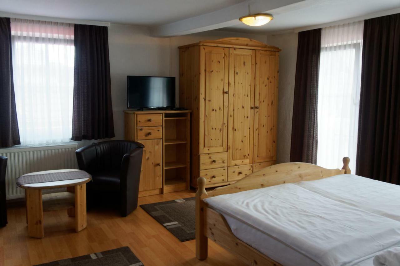 Pension Burger B&B Weibersbrunn Eksteriør billede